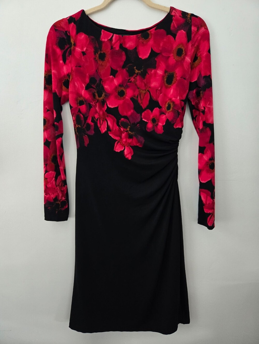 Lauren Ralph Lauren Corporate Chic Floral Ruched Sheath Dress. Size 2P.